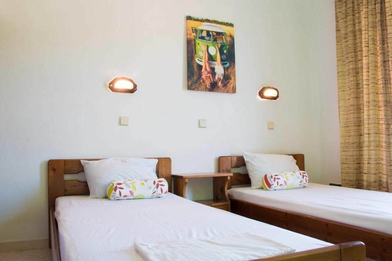 פליראקי Nikos Bnb מראה חיצוני תמונה