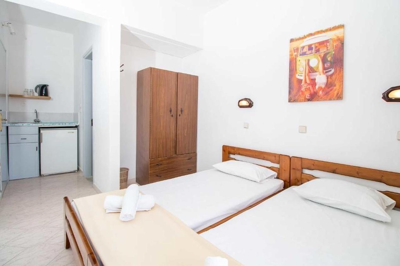 פליראקי Nikos Bnb מראה חיצוני תמונה